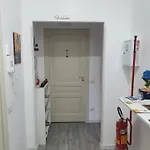 بيت ضيافة Corso Umberto 22 نابولي