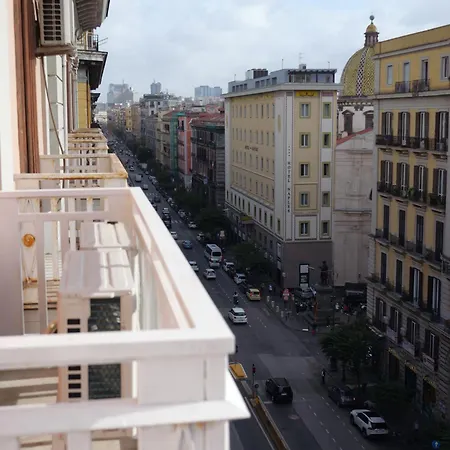 Corso Umberto 22 4* نابولي